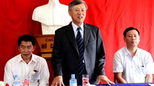 Overseas Vietnamese in Luang Prabang always trust Party